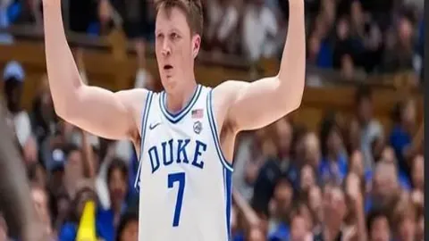 伤愈六针再战沙场，曾受非议的归化运动员如今令人动容